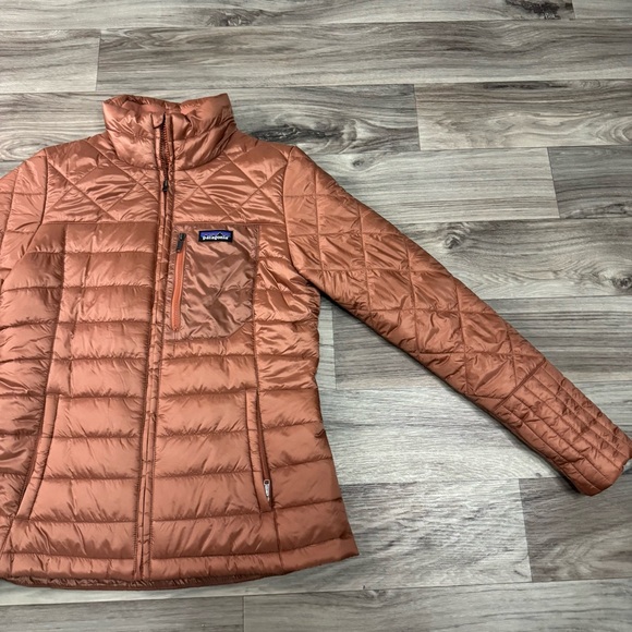 Patagonia Women's Radalie Puffer Jacket in Century Pink Size Small - Picture 4 of 11
